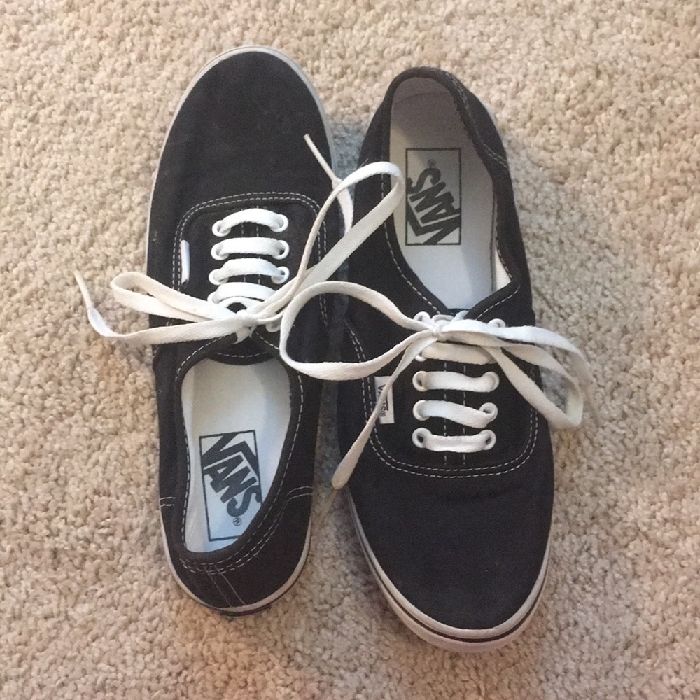 Black Lace Up Vans